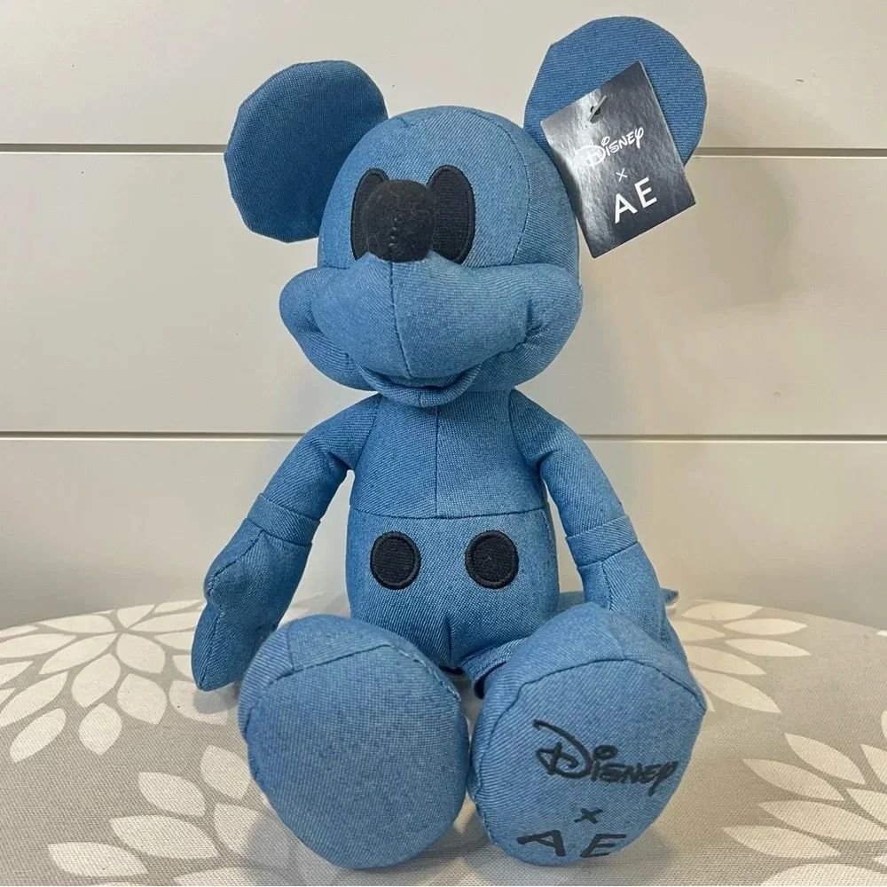 Disney x American Eagle Denim‎ Black Embroidered Mickey Mouse. NWT.